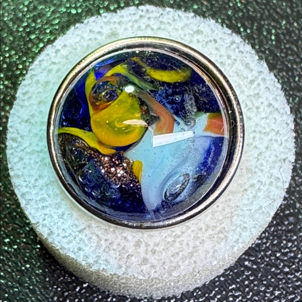 NUGZ USA 20mm Snap Blue  and Orange Glass Swirl #3